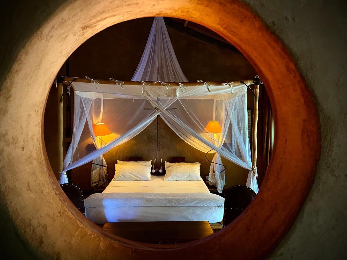 Bakuba Lodge - Le Petit Hotel Du Voyageur Ankilibe Экстерьер фото