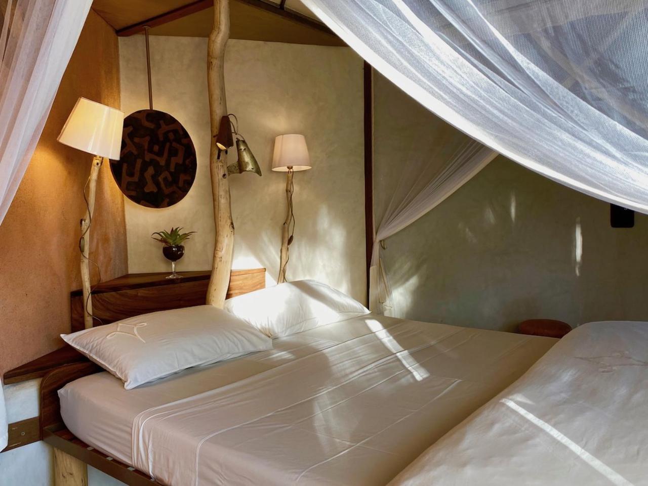 Bakuba Lodge - Le Petit Hotel Du Voyageur Ankilibe Экстерьер фото