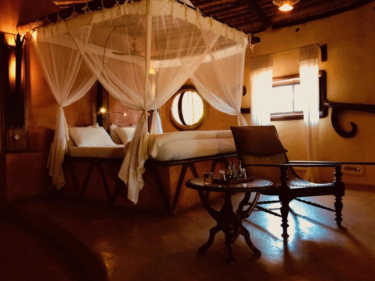 Bakuba Lodge - Le Petit Hotel Du Voyageur Ankilibe Экстерьер фото